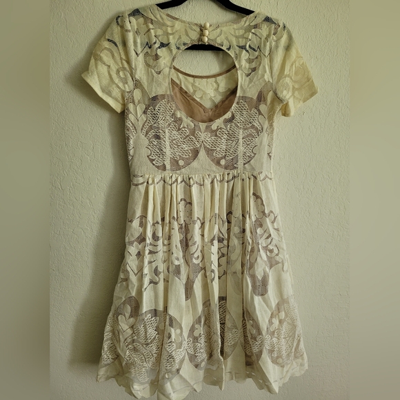 Tracy Reese gorgeous lace dress | size 6p - Picture 9 of 10
